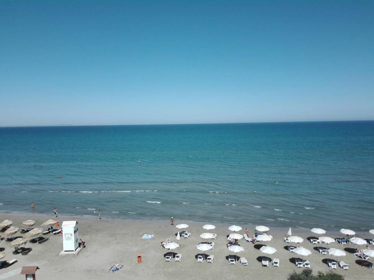 13 Sandy Beach Mackenzie ลาร์นาคา ภายนอก รูปภาพ